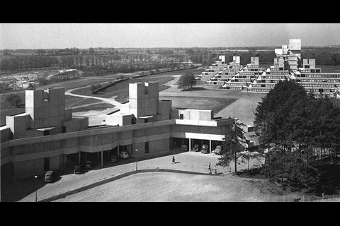View of UAE's campus shortly after its completion